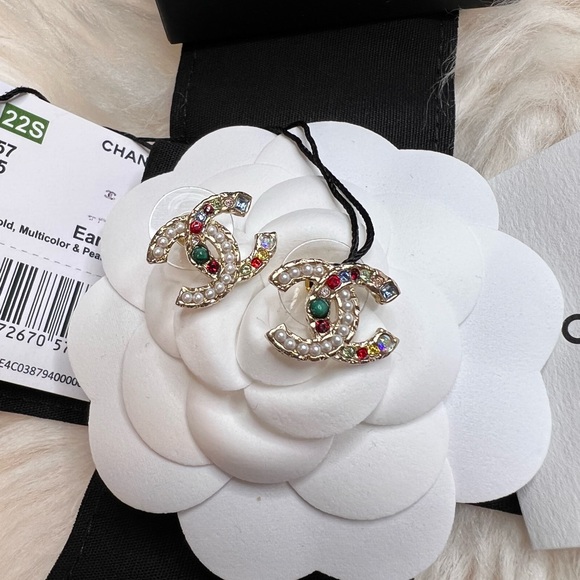 CHANEL Jewelry - NEW Chanel Multicolors Pearls and Crystals Stud Earrings Light Gold Hardware